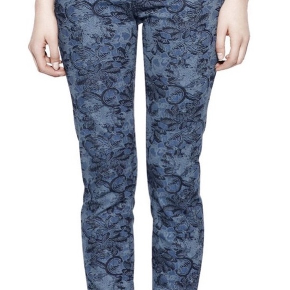 Tory Burch Jeans with Blue and Black Floral Pattern - Picture 7 of 7